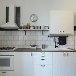 Pannonia Smart House * Rom